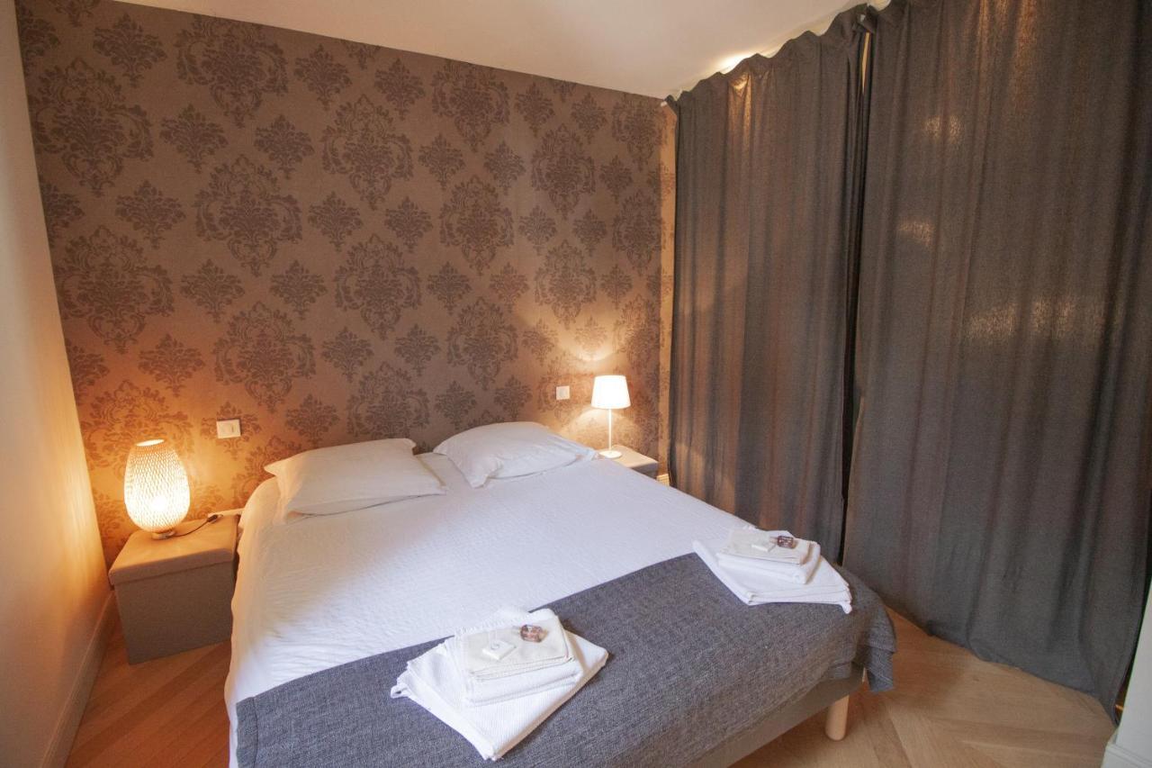 La Cour De Berthe Est Apartment Colmar Bagian luar foto